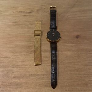 Daniel Wellington Black Watch with Gold Band